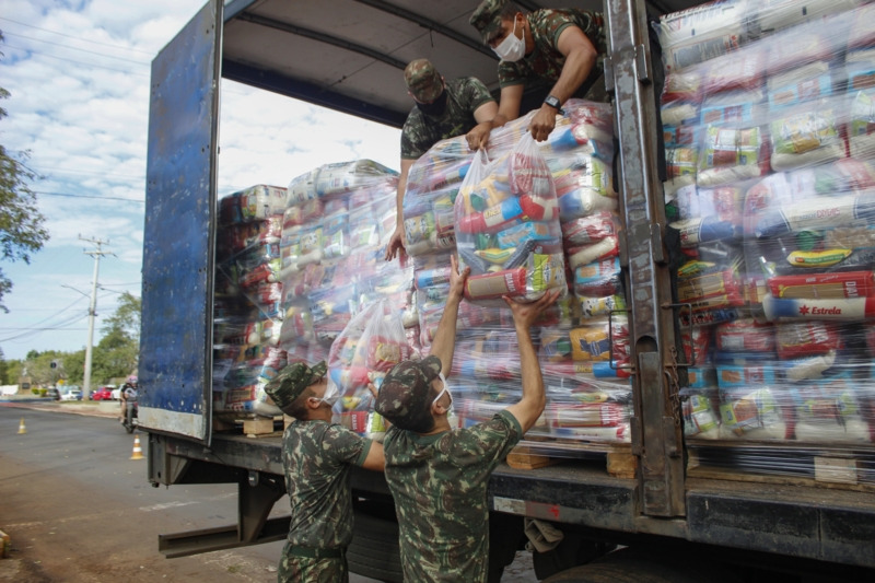 Entrega de Kits de alimentação 4