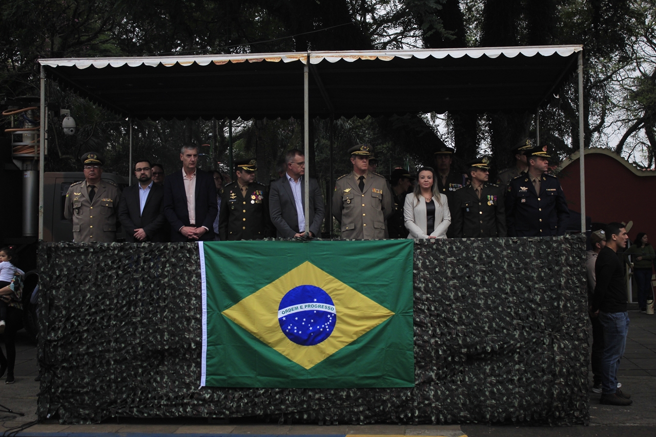 Desfile Cívico-Militar 2024